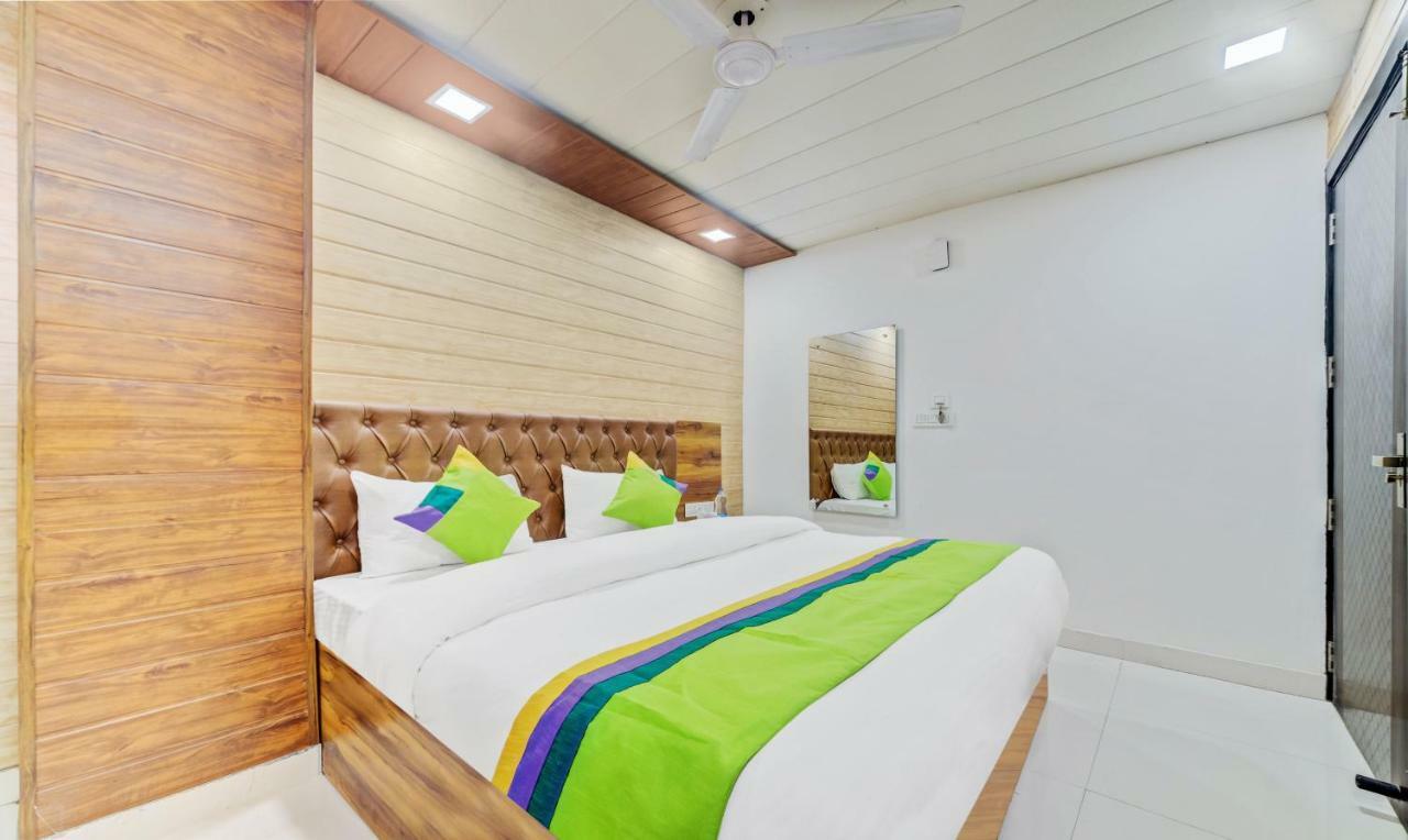 Hotel Nysha Palace Near Igi Airport نيودلهي المظهر الخارجي الصورة